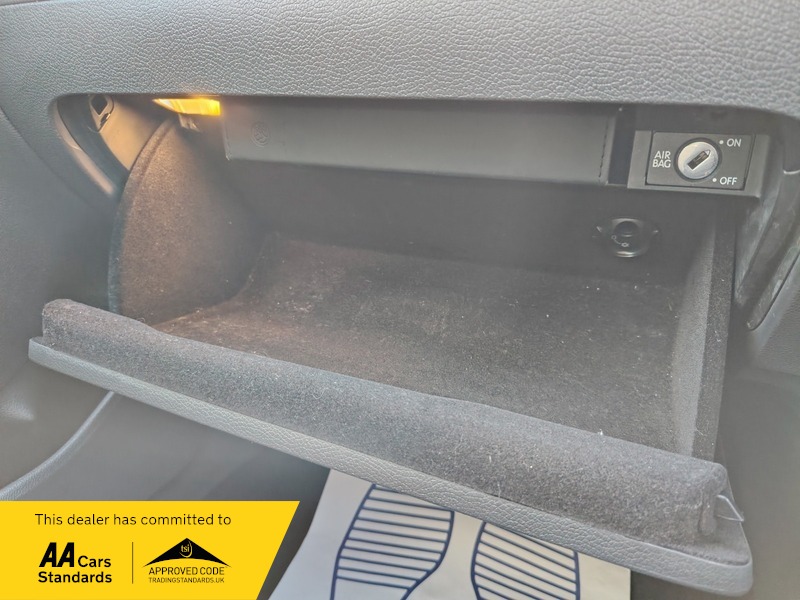 Used Volkswagen Golf 2005 for sale - 77836476: Photo 31