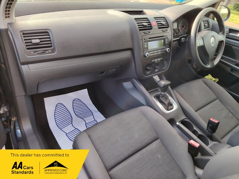 Used Volkswagen Golf 2005 for sale - 77836476: Photo 32