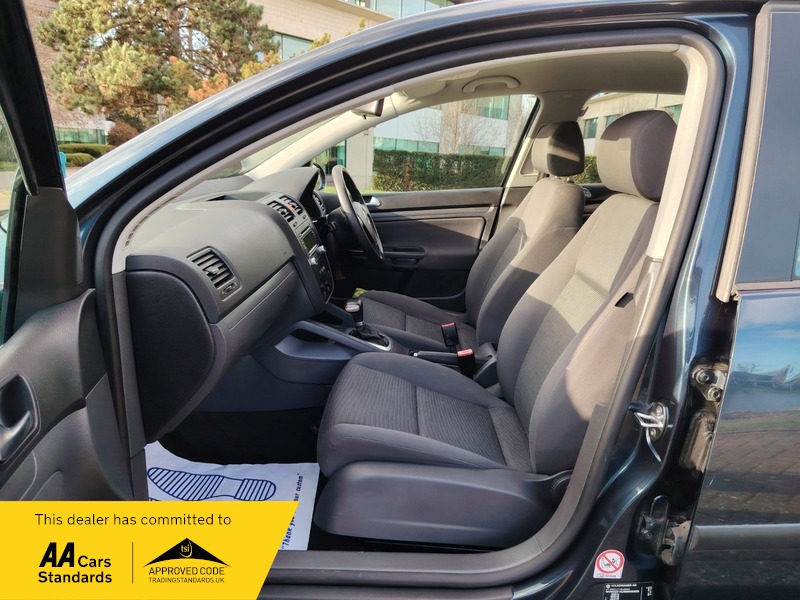 Used Volkswagen Golf 2005 for sale - 77836476: Photo 33