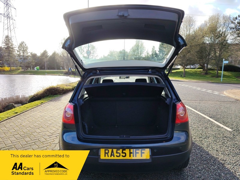 Used Volkswagen Golf 2005 for sale - 77836476: Photo 7