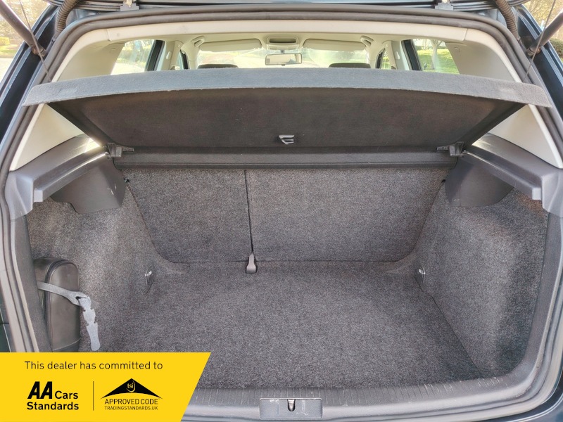 Used Volkswagen Golf 2005 for sale - 77836476: Photo 9