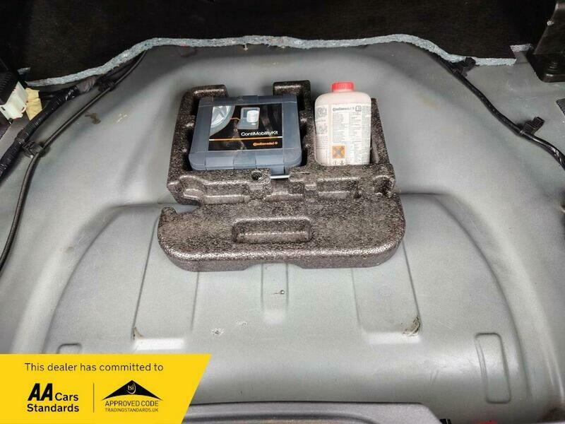 Used Volvo V60 2011 for sale - 77802383: Photo 11