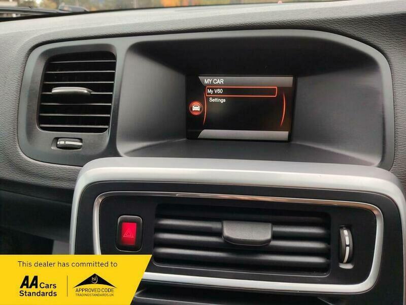 Used Volvo V60 2011 for sale - 77802383: Photo 31