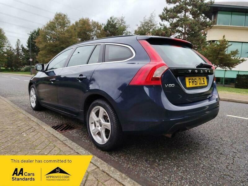 Used Volvo V60 2011 for sale - 77802383: Photo 6