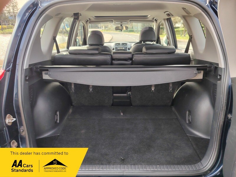 Used Toyota RAV4 2006 for sale - 77880730: Photo 10