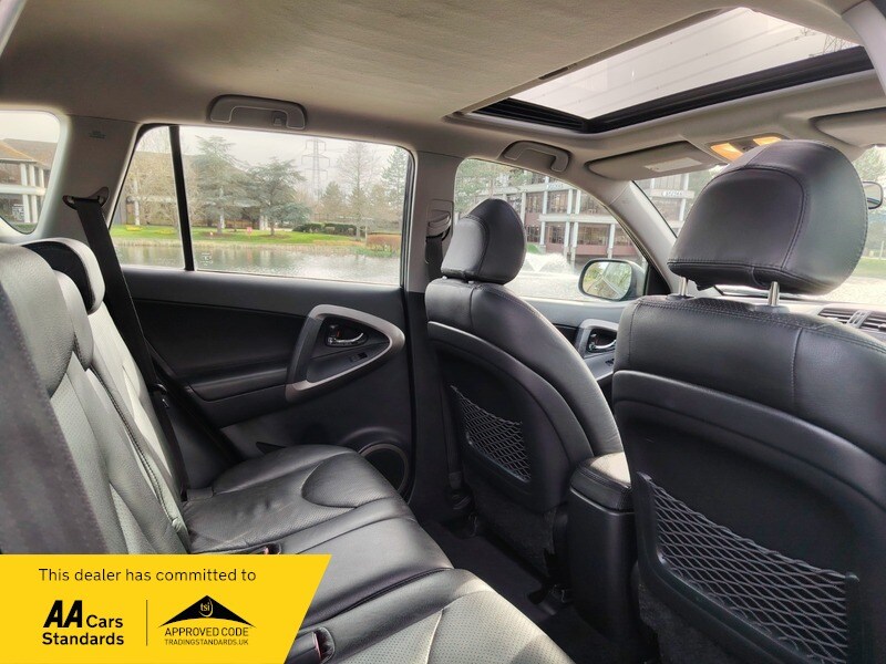 Used Toyota RAV4 2006 for sale - 77880730: Photo 25