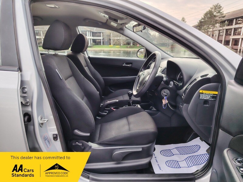 Used Hyundai i30 2009 for sale - 77802420: Photo 24