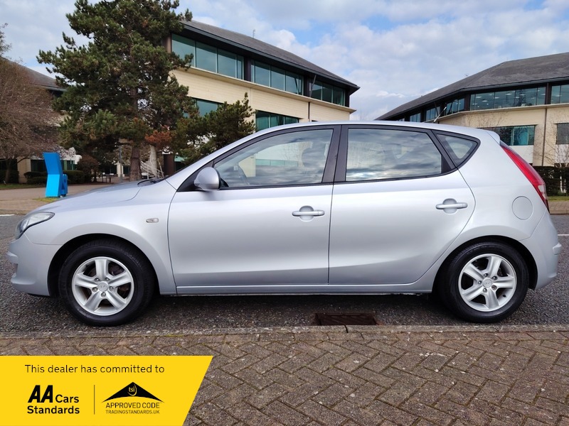Used Hyundai i30 2009 for sale - 77802420: Photo 4