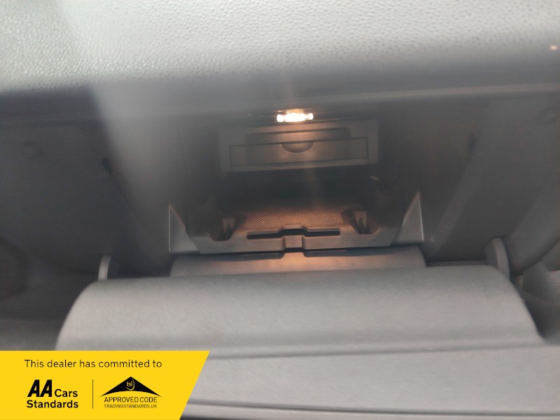 Used Volvo C30 2013 for sale - 77802396: Photo 35