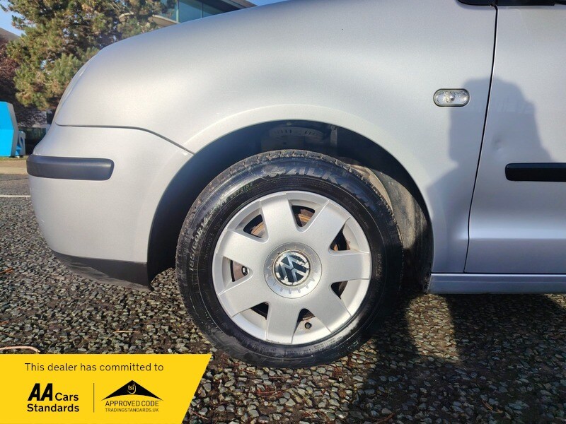 Used Volkswagen Polo 2004 for sale - 77802388: Photo 19