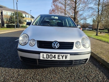 Used Volkswagen Polo 2004 for sale - 77802388: Photo