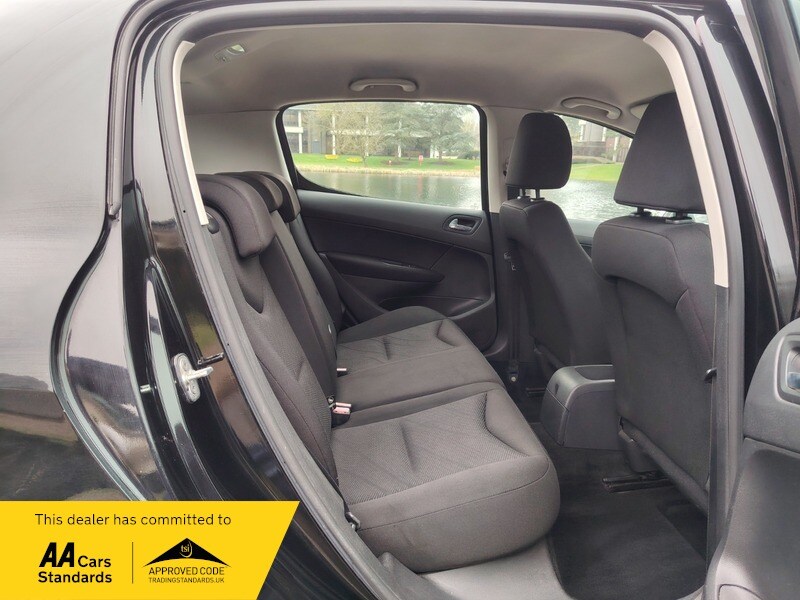 Used Peugeot 308 2010 for sale - 77802402: Photo 27