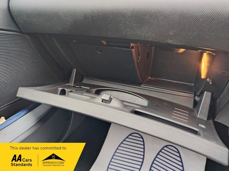 Used Peugeot 308 2010 for sale - 77802402: Photo 33