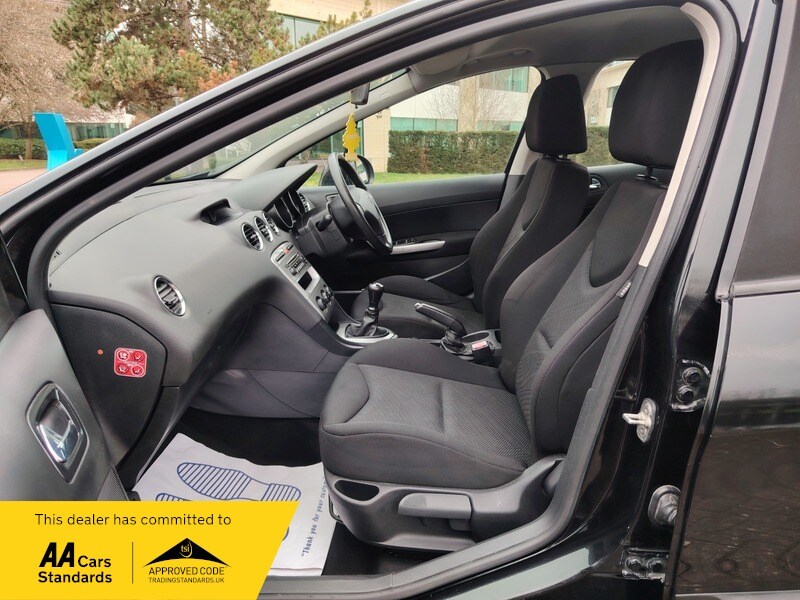 Used Peugeot 308 2010 for sale - 77802402: Photo 35