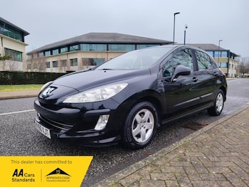 Used Peugeot 308 2010 for sale - 77802402: Photo