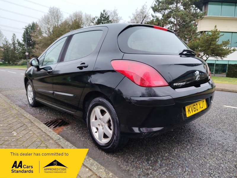 Used Peugeot 308 2010 for sale - 77802402: Photo 5