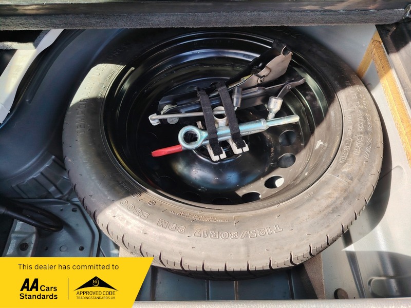 Used Volvo V70 2006 for sale - 78145673: Photo 11