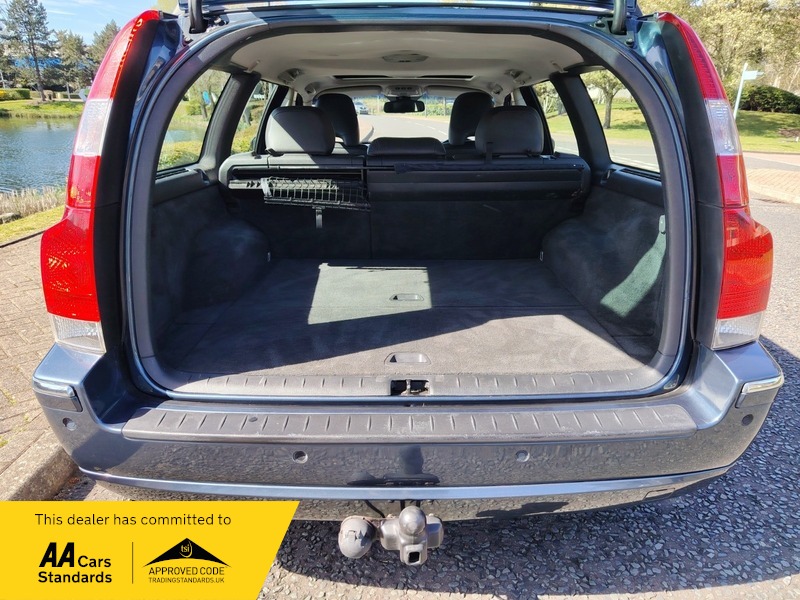 Used Volvo V70 2006 for sale - 78145673: Photo 8