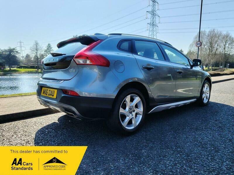 Used Volvo V40 2016 for sale - 77953600: Photo 12