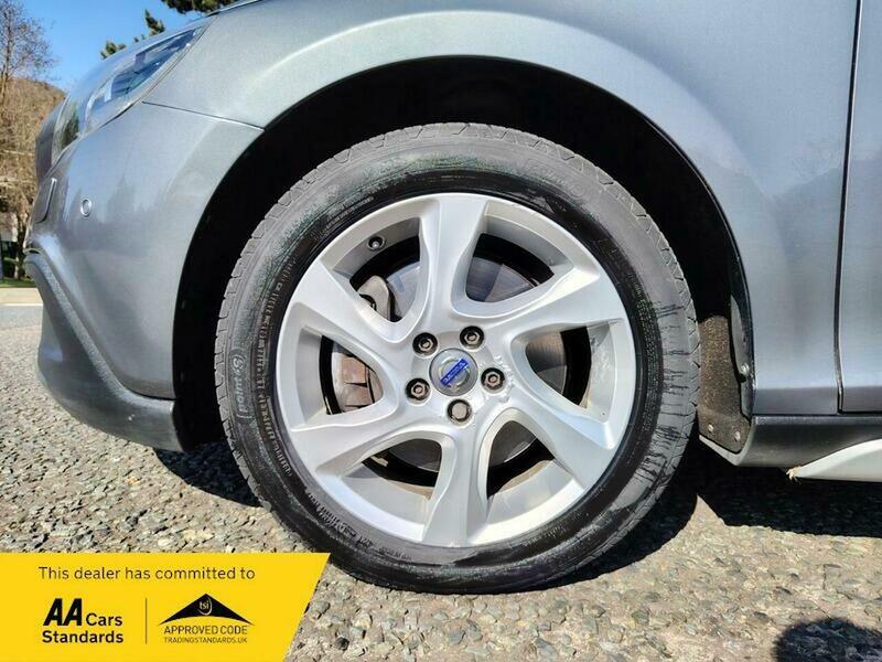 Used Volvo V40 2016 for sale - 77953600: Photo 18