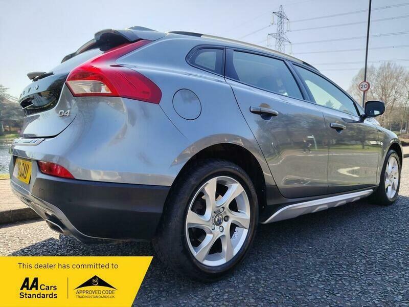 Used Volvo V40 2016 for sale - 77953600: Photo 22