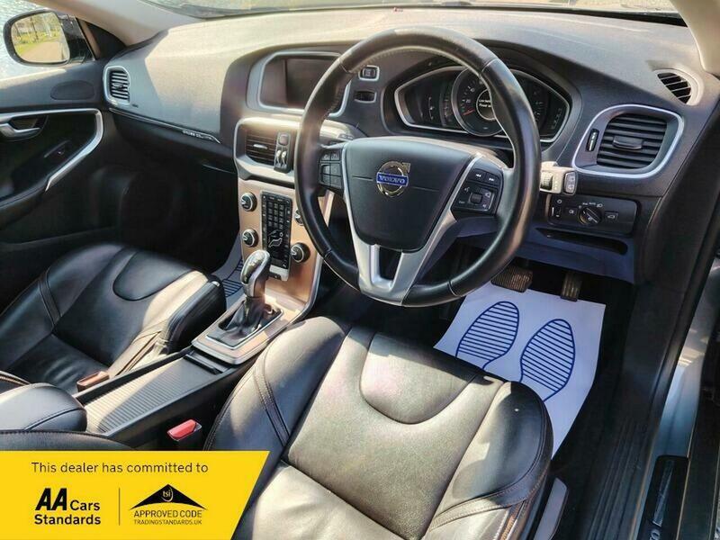 Used Volvo V40 2016 for sale - 77953600: Photo 25