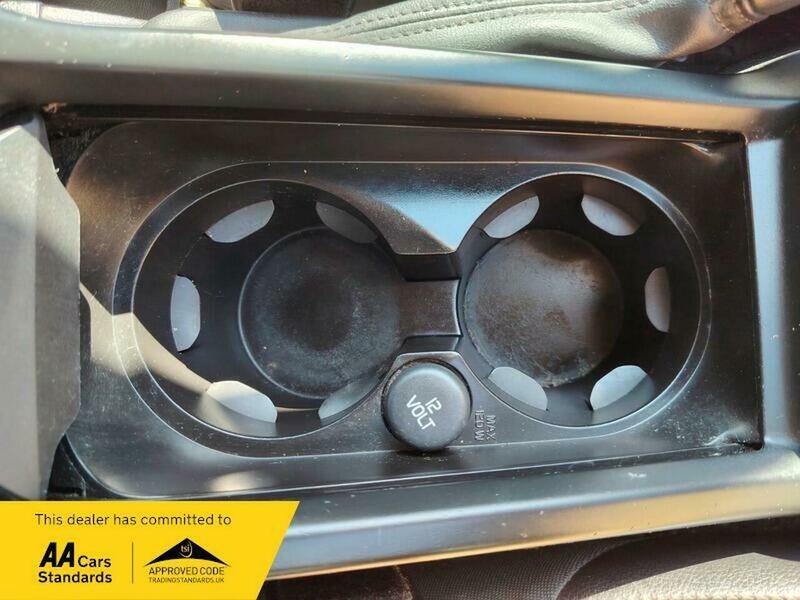 Used Volvo V40 2016 for sale - 77953600: Photo 35