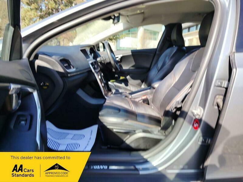 Used Volvo V40 2016 for sale - 77953600: Photo 39