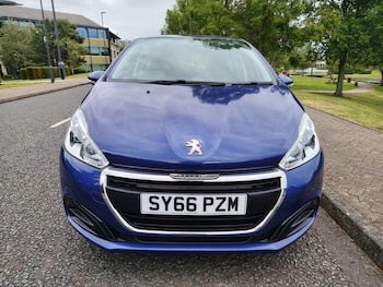 Used Peugeot 208 2016 for sale - 78612308: Photo