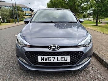 Used Hyundai i20 2017 for sale - 78646126: Photo