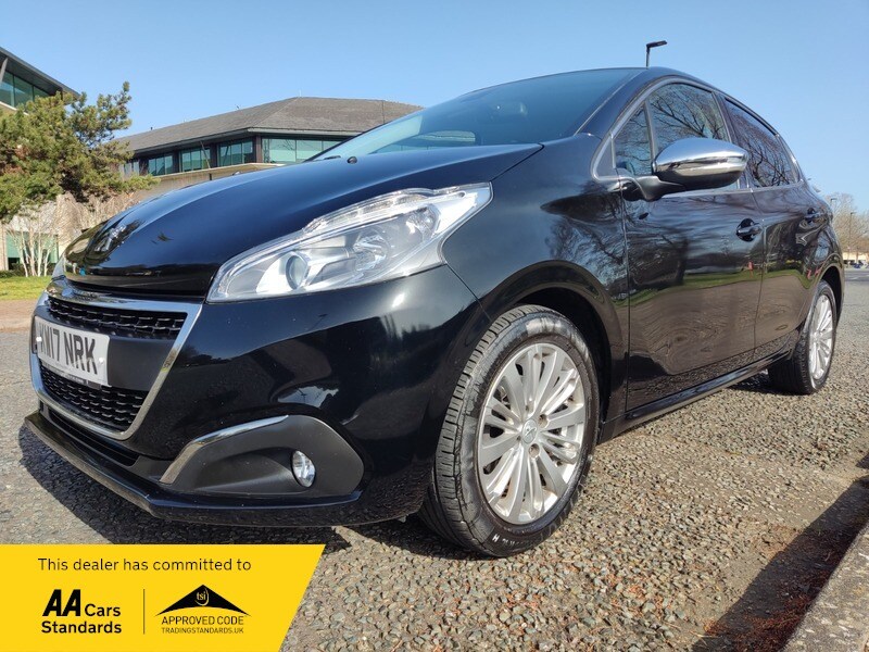 Used Peugeot 208 2017 for sale - 77802414: Photo 14