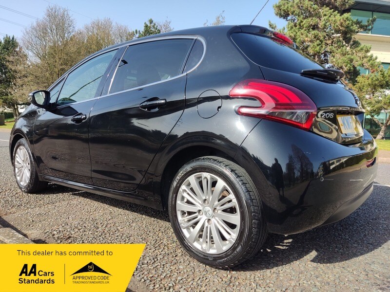 Used Peugeot 208 2017 for sale - 77802414: Photo 16