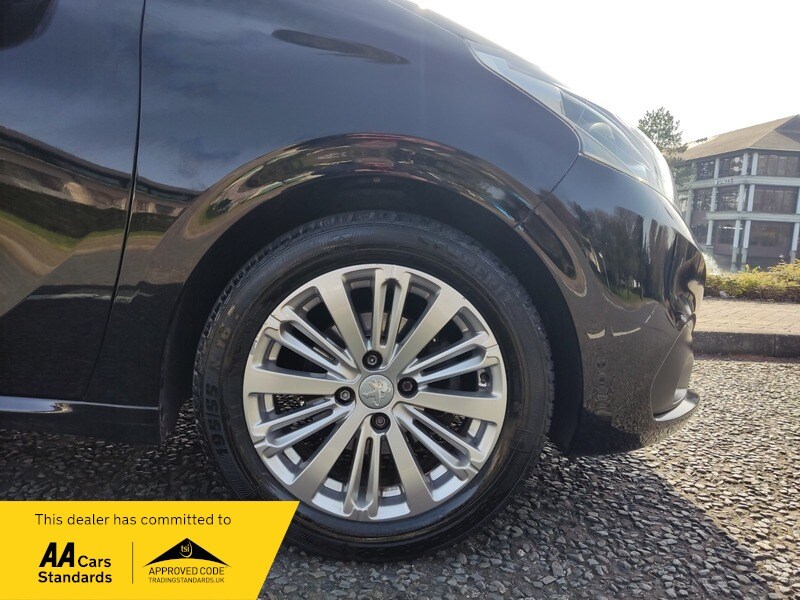 Used Peugeot 208 2017 for sale - 77802414: Photo 20