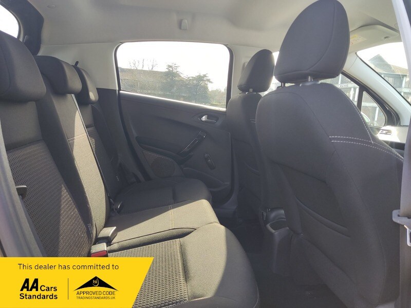 Used Peugeot 208 2017 for sale - 77802414: Photo 27