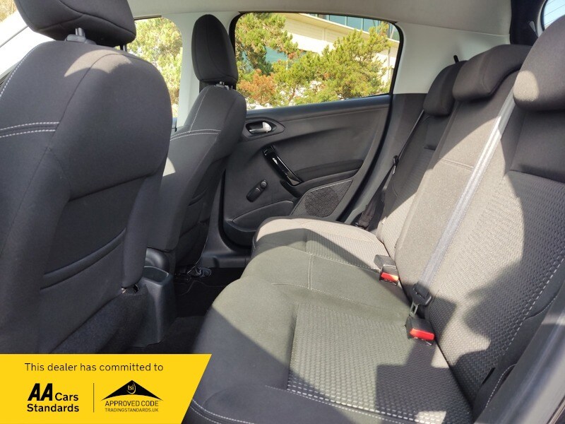 Used Peugeot 208 2017 for sale - 77802414: Photo 38