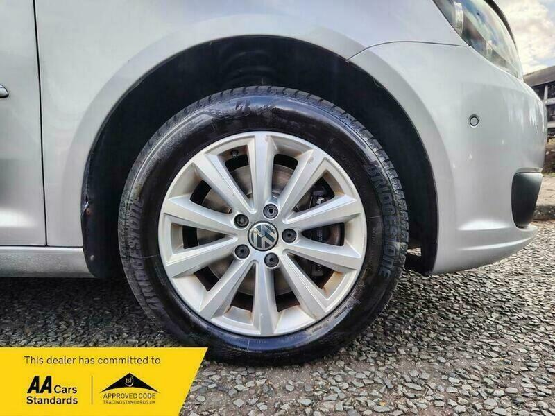 Used Volkswagen Touran 2011 for sale - 77802424: Photo 18