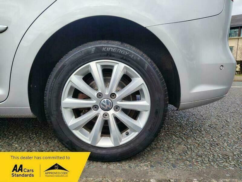 Used Volkswagen Touran 2011 for sale - 77802424: Photo 20