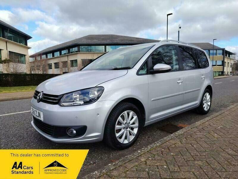 Used Volkswagen Touran 2011 for sale - 77802424: Photo 3