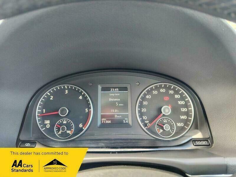 Used Volkswagen Touran 2011 for sale - 77802424: Photo 31