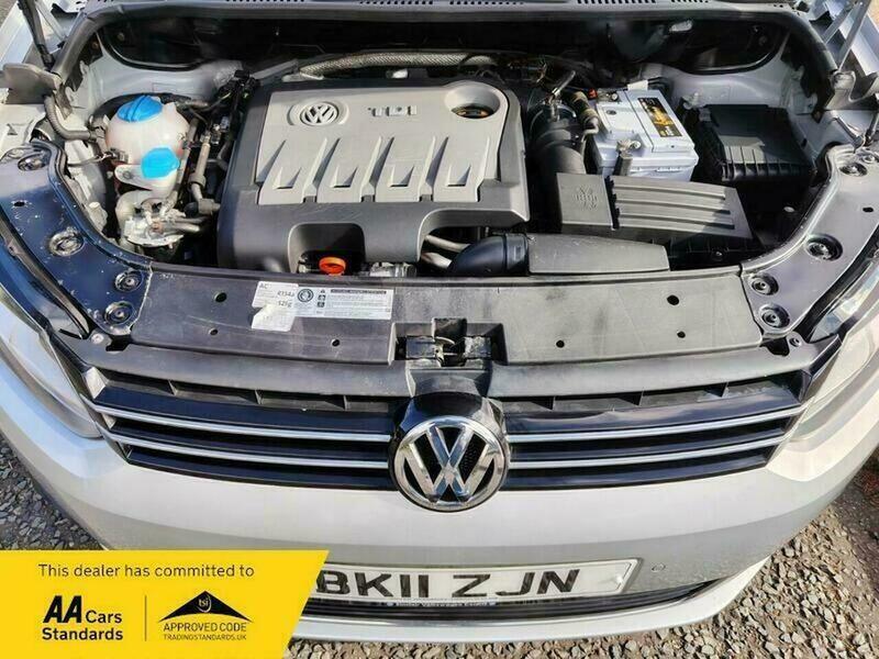 Used Volkswagen Touran 2011 for sale - 77802424: Photo 43