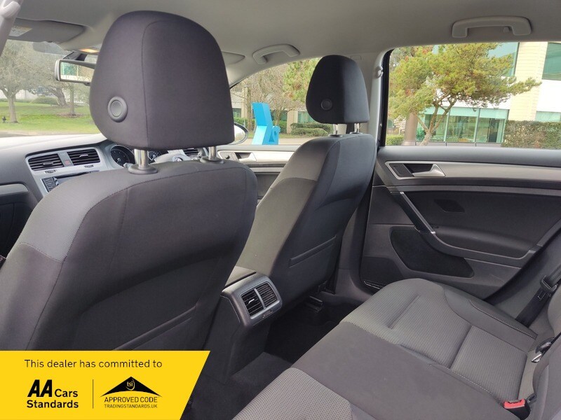 Used Volkswagen Golf 2015 for sale - 77802426: Photo 38