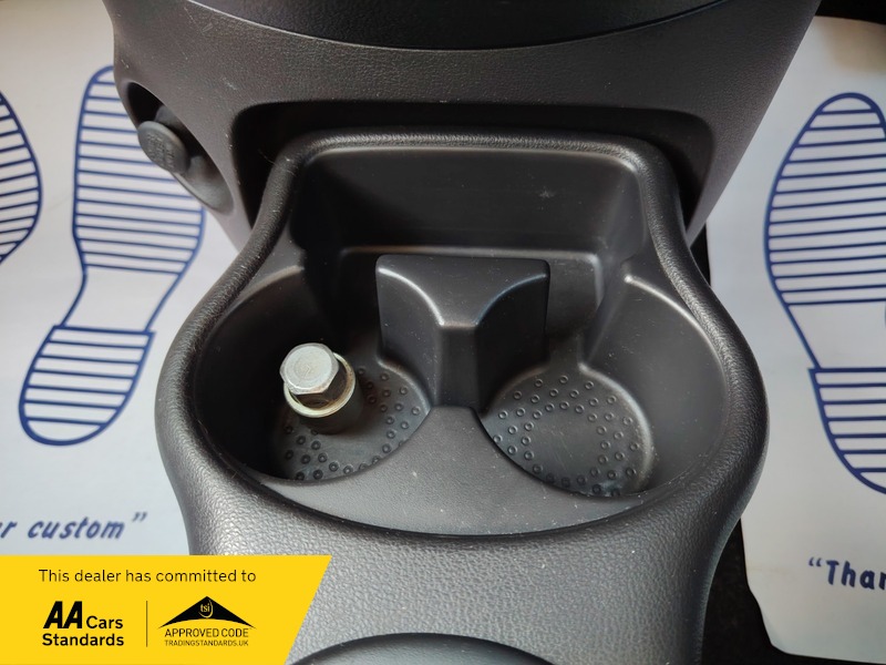 Used Nissan Micra 2012 for sale - 77802400: Photo 30