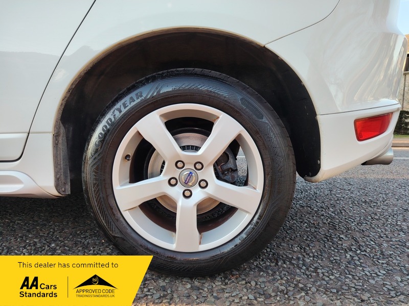 Used Volvo XC60 2011 for sale - 77976847: Photo 21