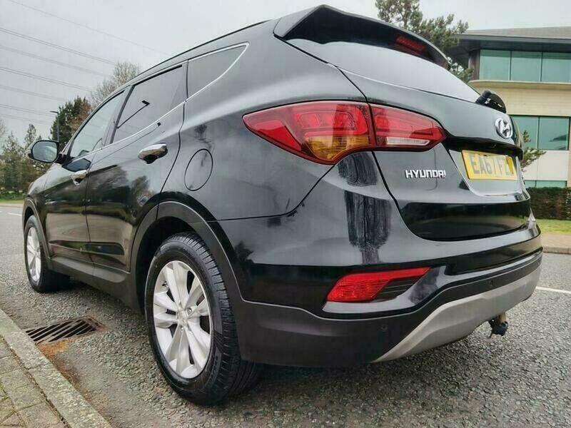 Used Hyundai Santa Fe 2017 for sale - 77802411: Photo 20