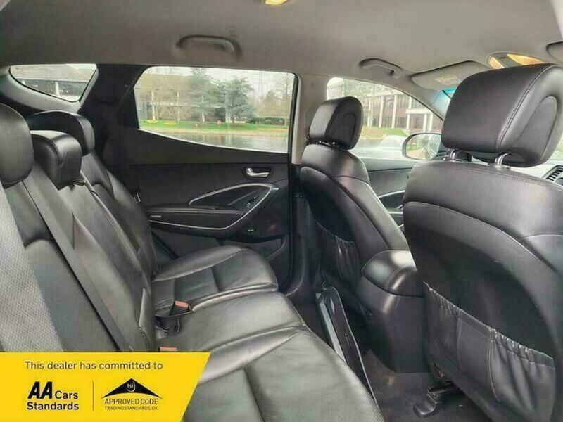 Used Hyundai Santa Fe 2017 for sale - 77802411: Photo 27