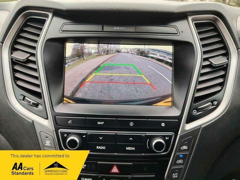 Used Hyundai Santa Fe 2017 for sale - 77802411: Photo 32