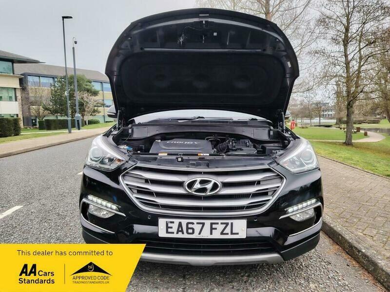 Used Hyundai Santa Fe 2017 for sale - 77802411: Photo 44