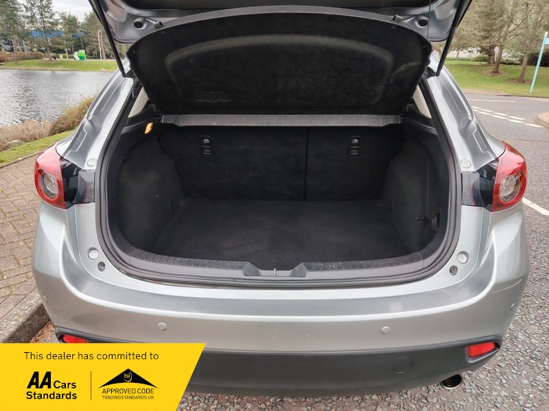 Used Mazda Mazda3 2015 for sale - 77802408: Photo 8