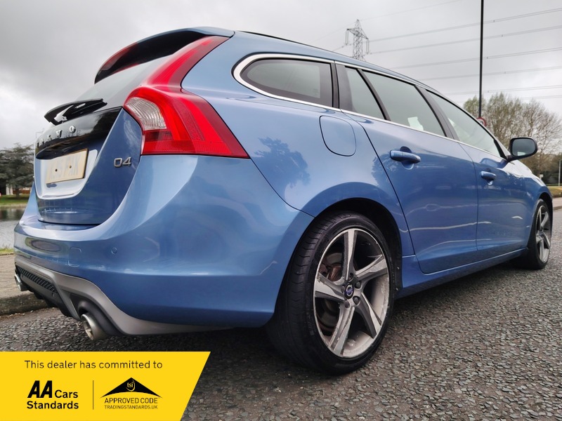 Used Volvo V60 2015 for sale - 78140880: Photo 21