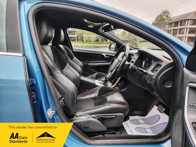 Used Volvo V60 2015 for sale - 78140880: Photo 24